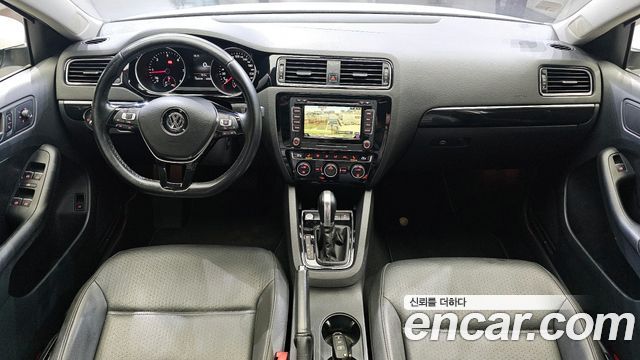 Volkswagen Jetta 2.0 TDI BlueMotion Premium 6th 2015 — фото 7