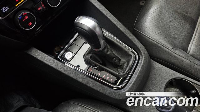 Volkswagen Jetta 2.0 TDI BlueMotion Premium 6th 2015 — фото 9