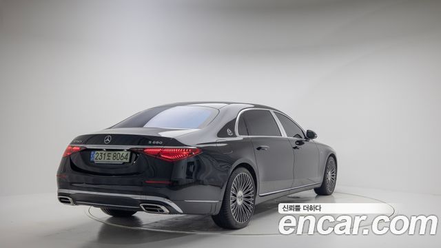 Mercedes-Benz S-Class (W223) Maybach S680 4MATIC 2023 — фото 2