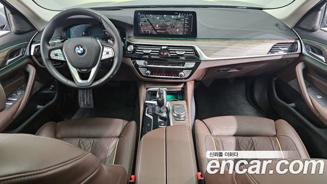 BMW 5 Series (G30) 530i xDrive Luxury 2023 — фото 7