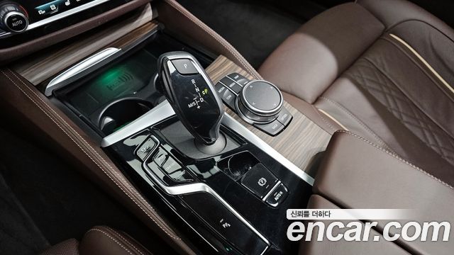 BMW 5 Series (G30) 530i xDrive Luxury 2023 — фото 9