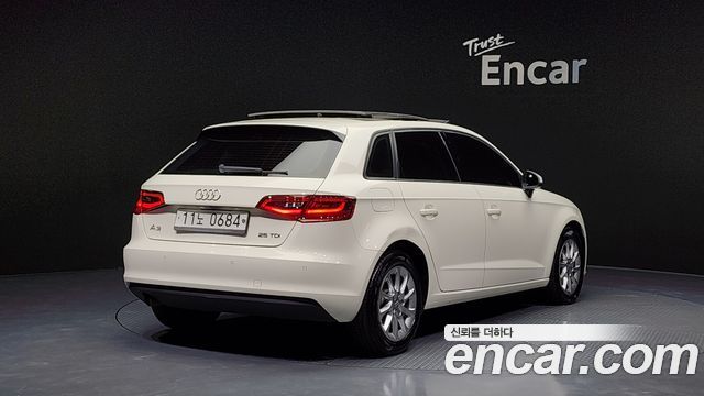 Audi A3 25 TDI Dynamic Sportback 8V 2015 — фото 2