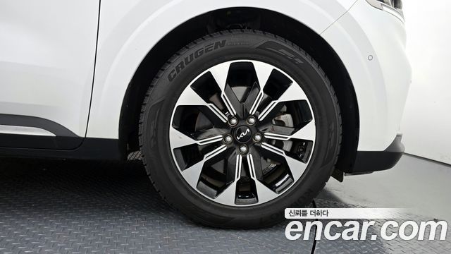 Kia Carnival (IV) Diesel 9-Seater Signature 2023 — фото 5