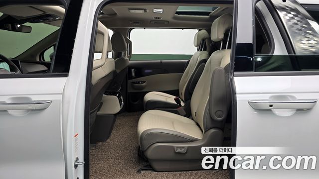 Kia Carnival (IV) Diesel 9-Seater Signature 2023 — фото 13