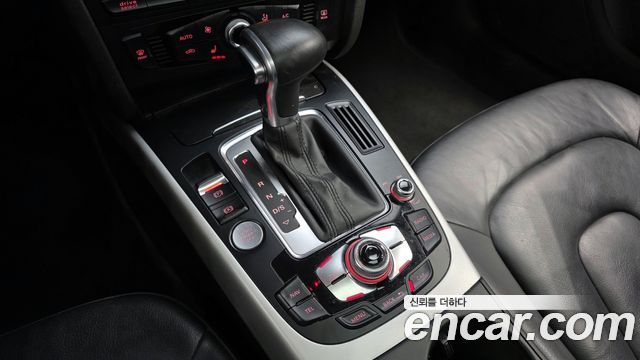 Audi A4 30 TDI Dynamic B8 2015 — фото 9