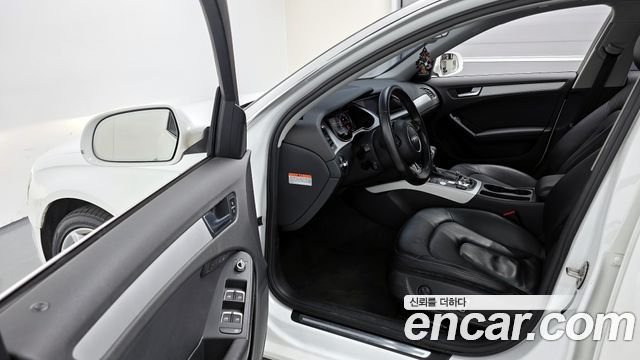 Audi A4 30 TDI Dynamic B8 2015 — фото 11