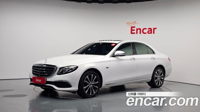 Mercedes-Benz E-Class (W213) E300e 4MATIC Exclusive