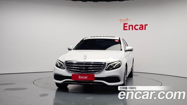 Mercedes-Benz E-Class (W213) E300e 4MATIC Exclusive 2020 — фото 3