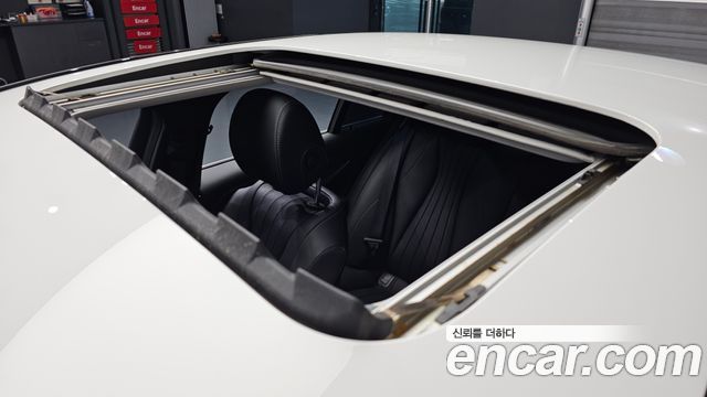 Mercedes-Benz E-Class (W213) E300e 4MATIC Exclusive 2020 — фото 17