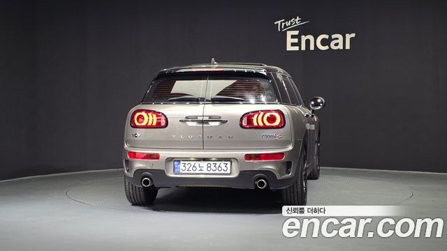 MINI Cooper SD Clubman Standard 2nd 2018 — фото 4