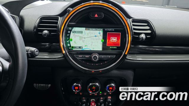 MINI Cooper SD Clubman Standard 2nd 2018 — фото 18