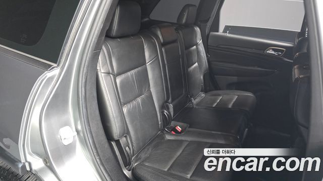 Jeep Grand Cherokee 3.0 Diesel Laredo WK2 2011 — фото 12