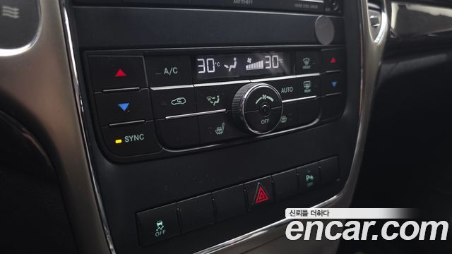 Jeep Grand Cherokee 3.0 Diesel Laredo WK2 2011 — фото 16