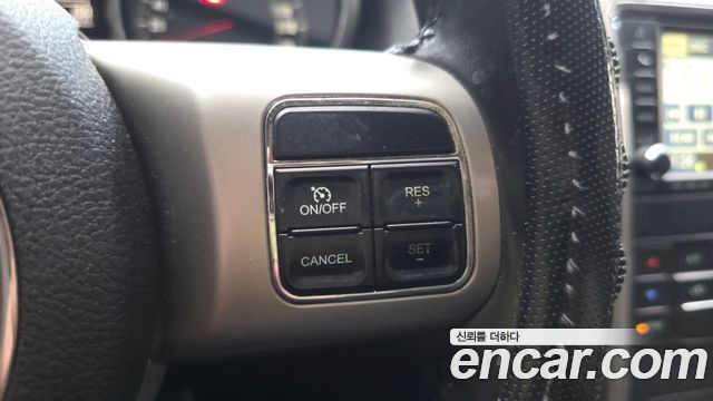Jeep Grand Cherokee 3.0 Diesel Laredo WK2 2011 — фото 18