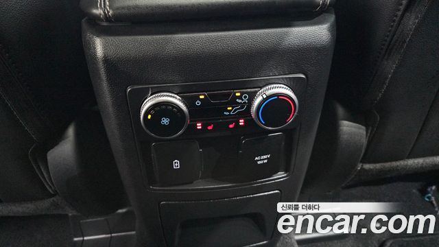 Ford Explorer (VI) 2.3 LimIted 4WD 2023 — фото 19