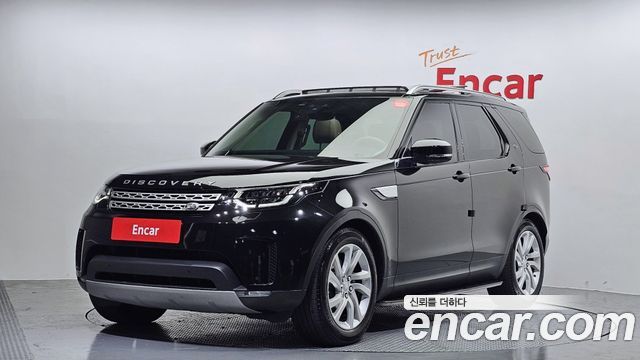 Land Rover Discovery 5 3.0 TD6 HSE 2017 — фото 1