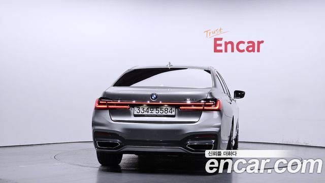 BMW 7 Series (G11) 740d xDrive M Sport 2020 — фото 4