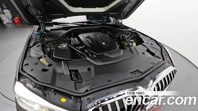 BMW 7 Series (G11) 740d xDrive M Sport 2020 — фото 6