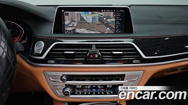 BMW 7 Series (G11) 740d xDrive M Sport 2020 — фото 14