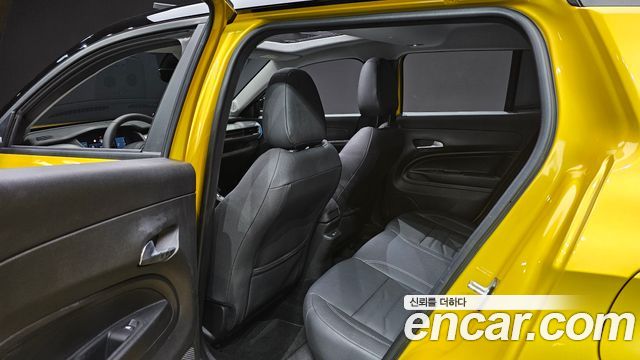 Jeep Avenger Altitude 2024 — фото 12