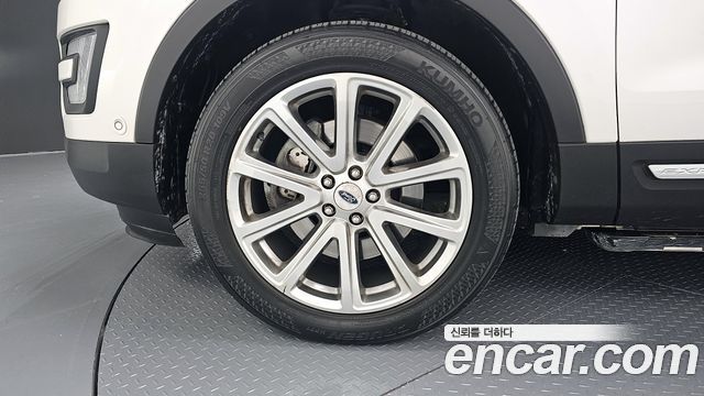 Ford Explorer 2.3 Limited 4WD 5th 2016 — фото 5