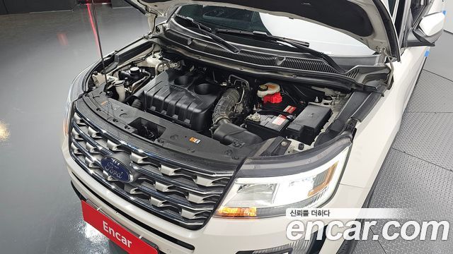 Ford Explorer 2.3 Limited 4WD 5th 2016 — фото 6