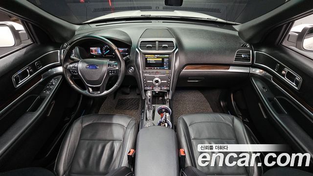 Ford Explorer 2.3 Limited 4WD 5th 2016 — фото 7
