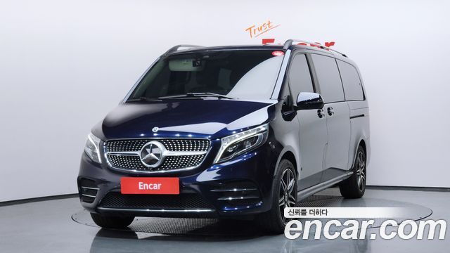 Mercedes-Benz V-Class V300 CDI W447 2022 — фото 1
