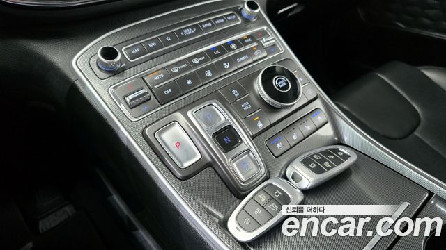 Hyundai Santa Fe Diesel 2.2 2WD Prestige 2021 — фото 9