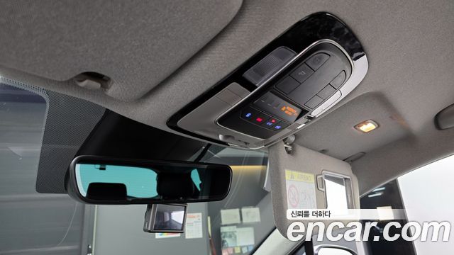 Hyundai Santa Fe Diesel 2.2 2WD Prestige 2021 — фото 18