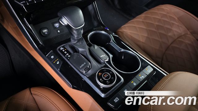 Kia Mohave The Master Diesel 3.0 4WD 6-Seater Masters 2023 — фото 9