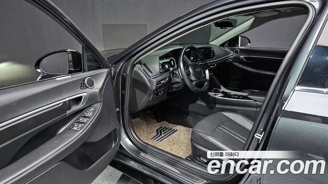 Hyundai Sonata (DN8) 1.6 Turbo Premium Plus 2023 — фото 10