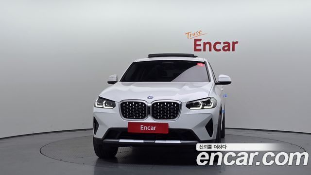 BMW X4 (G02) xDrive20i xLine 2023 — фото 3