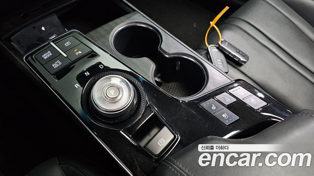 Kia K8 2.5 Gasoline 2WD Noblesse 2023 — фото 9