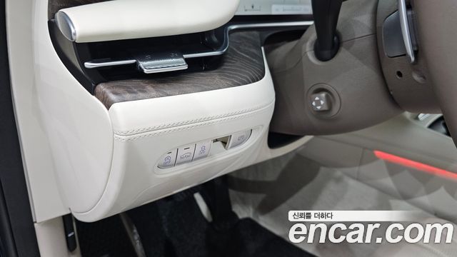 Genesis G90 (RS4) Gasoline 3.5 Turbo AWD 2022 — фото 16