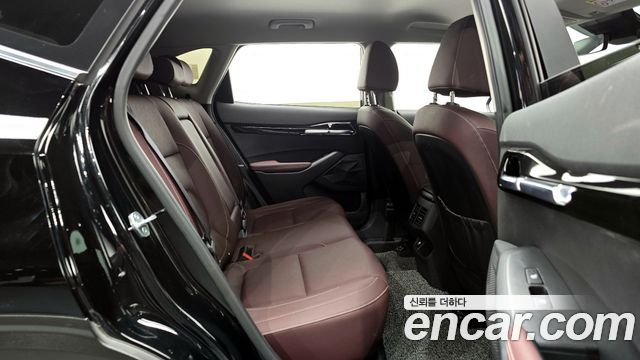 Kia Seltos Gasoline 1.6 Turbo 4WD Signature 2022 — фото 16