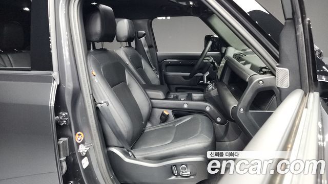 Land Rover Defender (L663) 130 P400 Outbound 2024 — фото 11