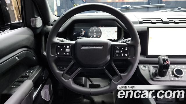 Land Rover Defender (L663) 130 P400 Outbound 2024 — фото 13