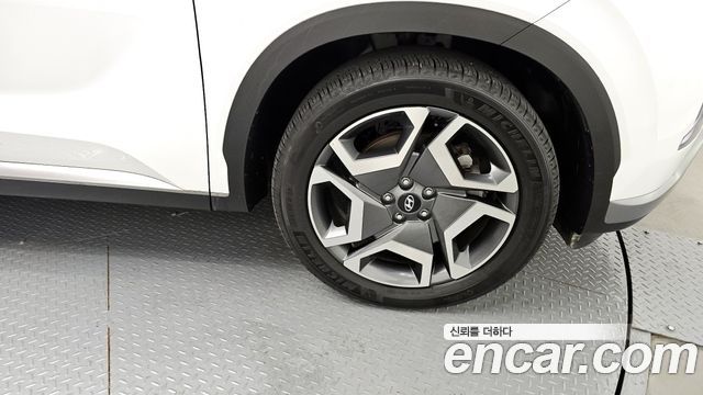 Hyundai Palisade Diesel 2.2 2WD Le Blanc 2024 — фото 5