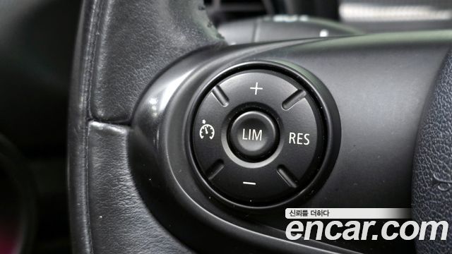 MINI Cooper D 5Door Mid 3rd 2015 — фото 14