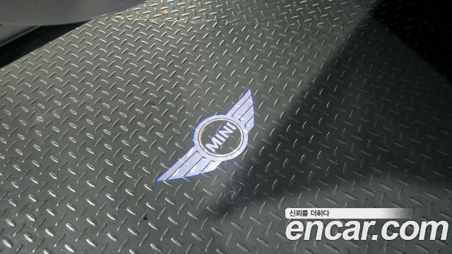 MINI Cooper D 5Door Mid 3rd 2015 — фото 19