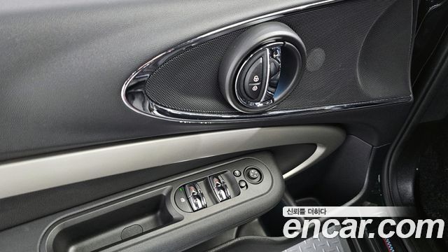 MINI Cooper S Clubman JCW 2nd Gen 2023 — фото 19