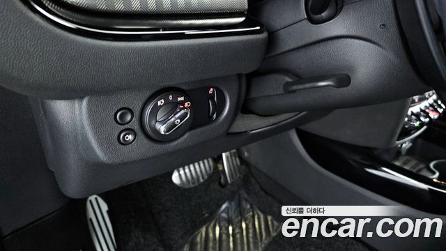MINI Cooper S Clubman JCW 2nd Gen 2023 — фото 20