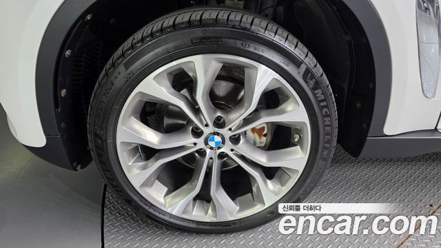 BMW X6 (F16) xDrive 30d 2018 — фото 5