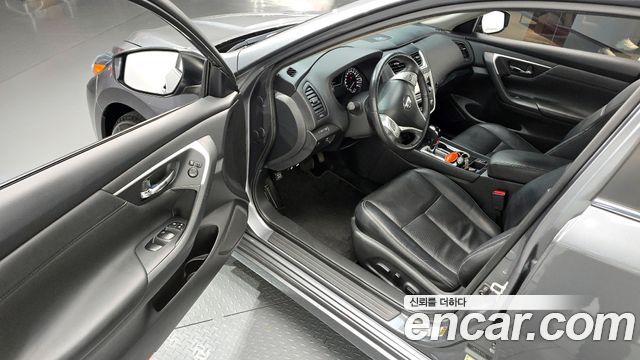 Nissan Altima 2.5 Smart L33 2017 — фото 10
