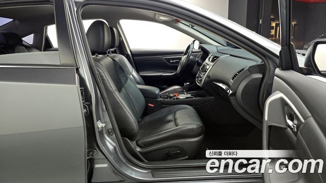 Nissan Altima 2.5 Smart L33 2017 — фото 11