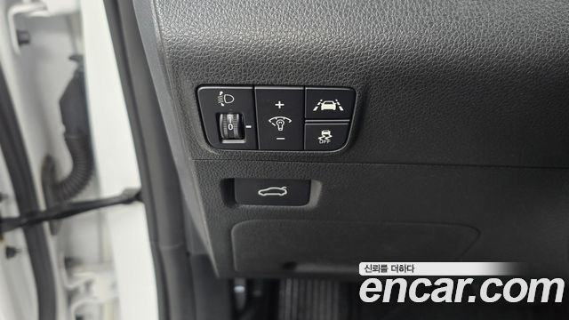 Kia K5 (III) 2.0 Trendy 2021 — фото 18
