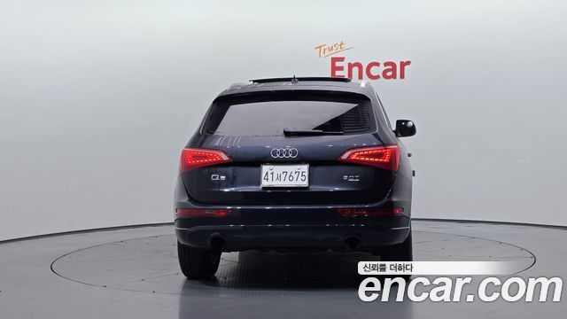Audi Q5 2.0 TFSI Quattro 8R 2012 — фото 4