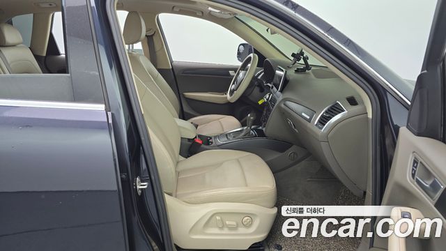 Audi Q5 2.0 TFSI Quattro 8R 2012 — фото 11