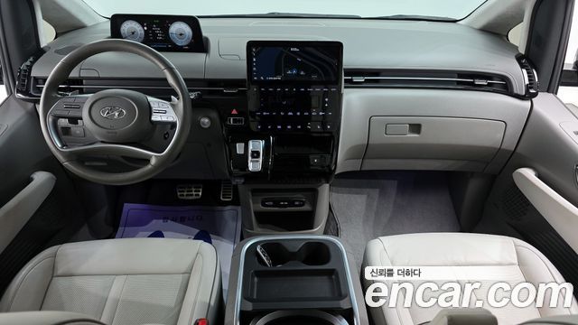 Hyundai Staria 4WD Lounge 9-Seater Limousine 2023 — фото 7